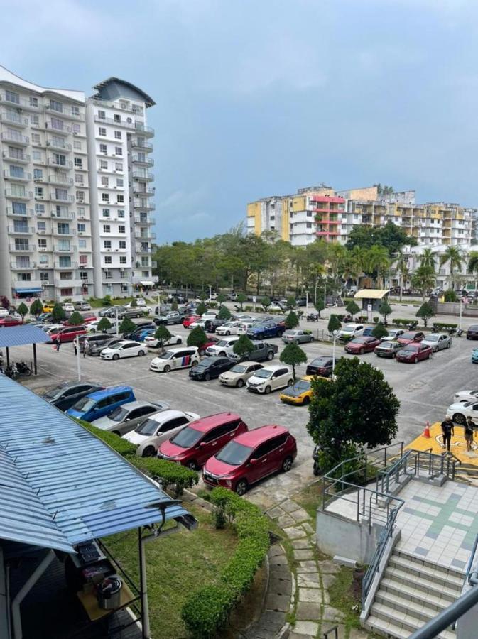 Marina View Villas Pinnacle Guest House Port Dickson Exterior photo